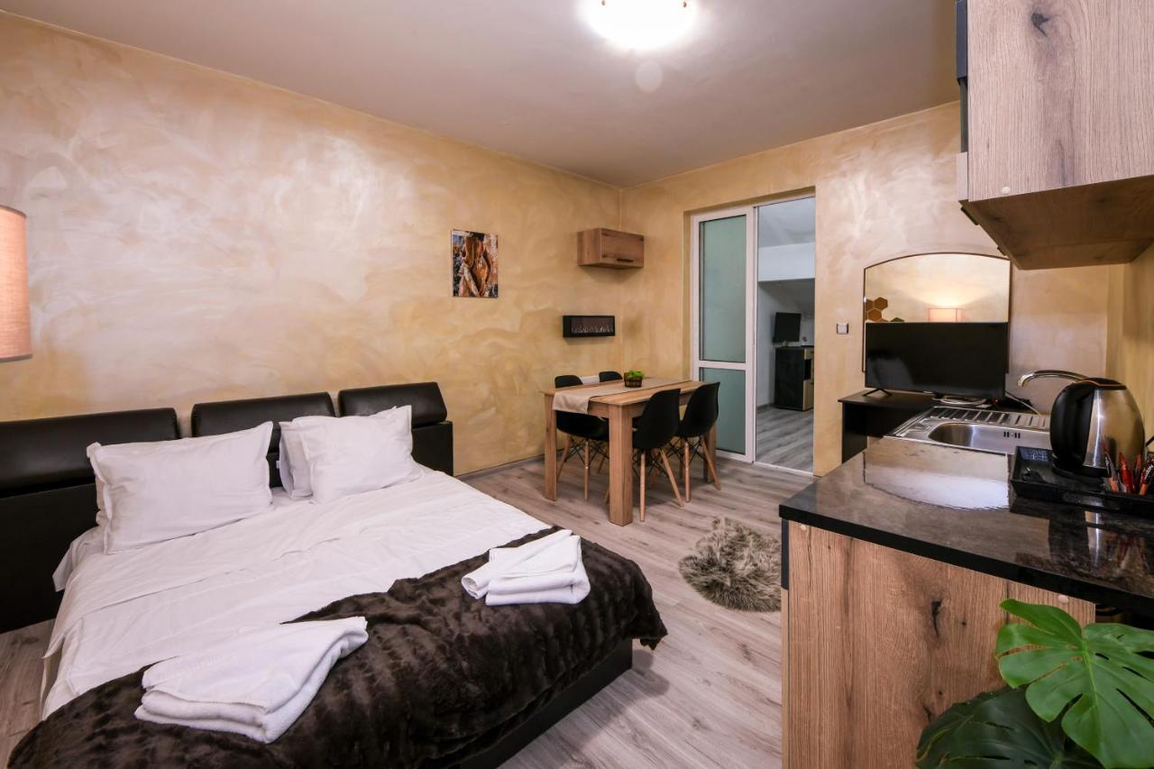 Family Hotel Ski Lift Hotel Bansko Buitenkant foto